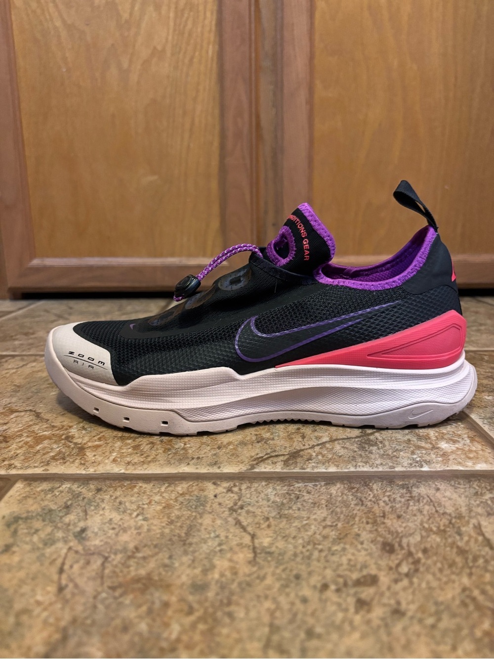 Nike ACG Zoom Air AO shoes sz 8.5M/10W